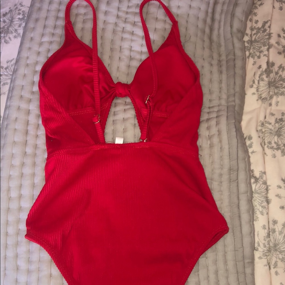 RED ONEPIECE BATHING SUIT SWIMWEAR - Picture 2 of 4